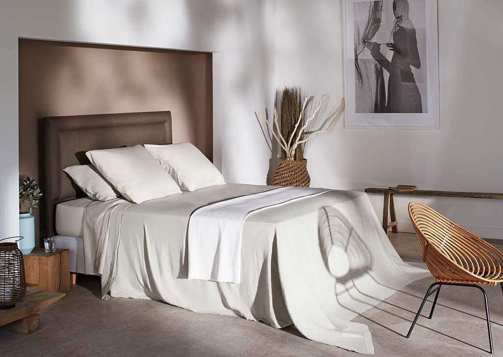 product-1-1 Choosing Natural Materials: What Are The Benefits Of Linen Fabric? – Crafted Beds Ltd